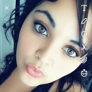 Meet your Posher, Bee